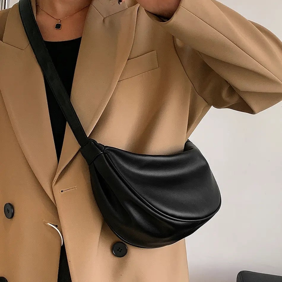 Léa | Sac Bandoulière Demi-Lune Minimaliste
