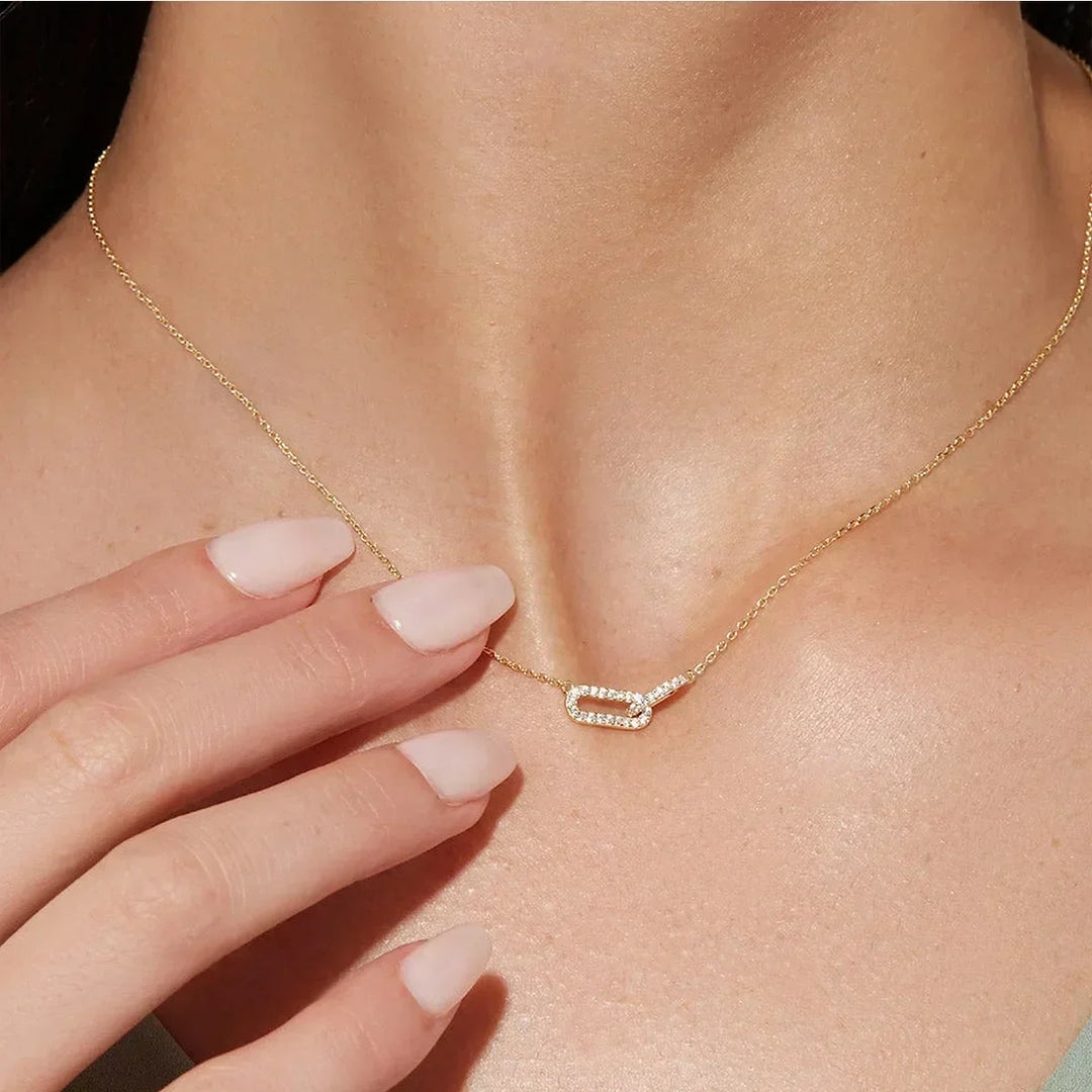 Collier Pendentif Fleurs Métalliques Élégant