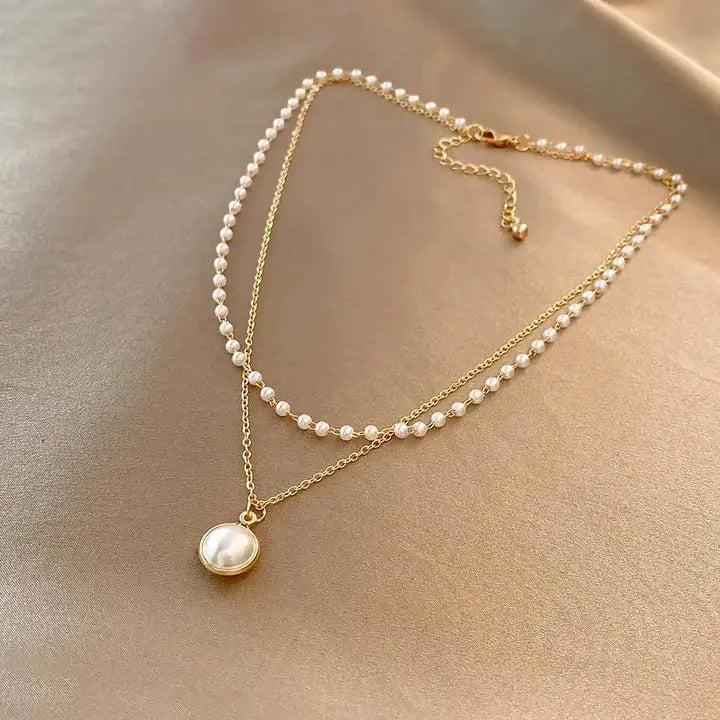 Collier Élégant en Or avec Perles