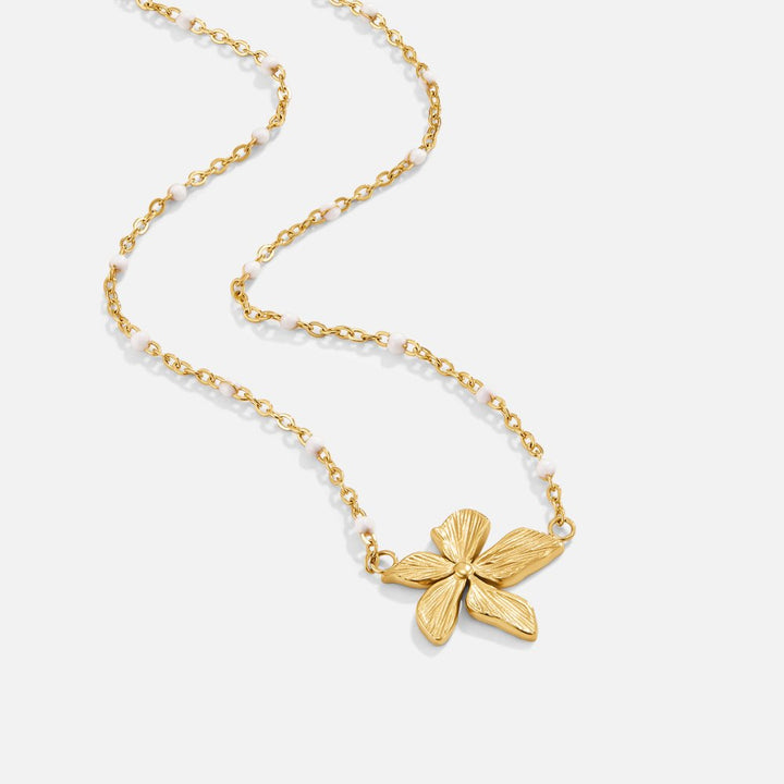 Collier Élégant en Or Couleur avec Fleurs